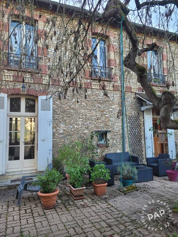 Maison à louer, 133m², Méré