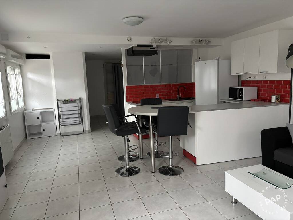 Appartement à louer, 46m², Balan