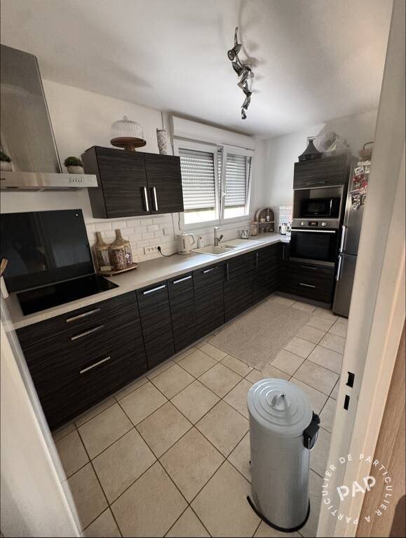 Appartement à louer, 80m², Loos