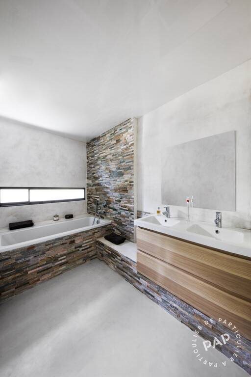 Maison à louer, 200m², Saint-Etienne-du-Grès