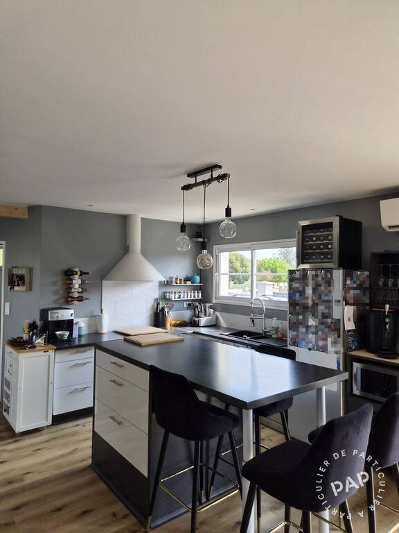 Maison à vendre, 110m², Saint-Yzan-de-Soudiac