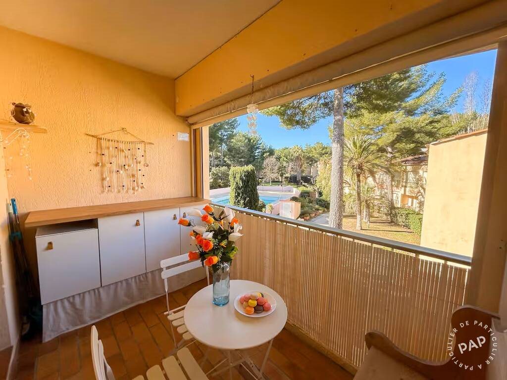 Appartement à louer, 18m², Sanary-sur-Mer