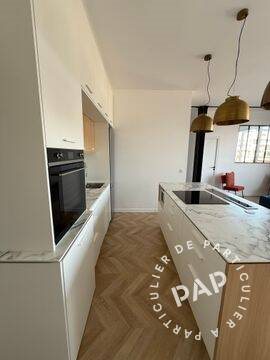 Appartement à louer, 66m², Courbevoie