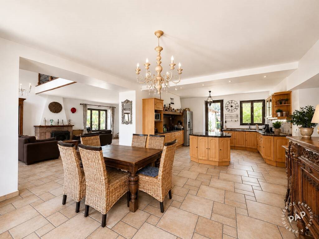 Maison à vendre, 273m², La Houssaye-en-Brie