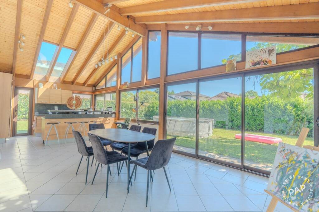 Maison à vendre, 190m², Prévessin-Moëns