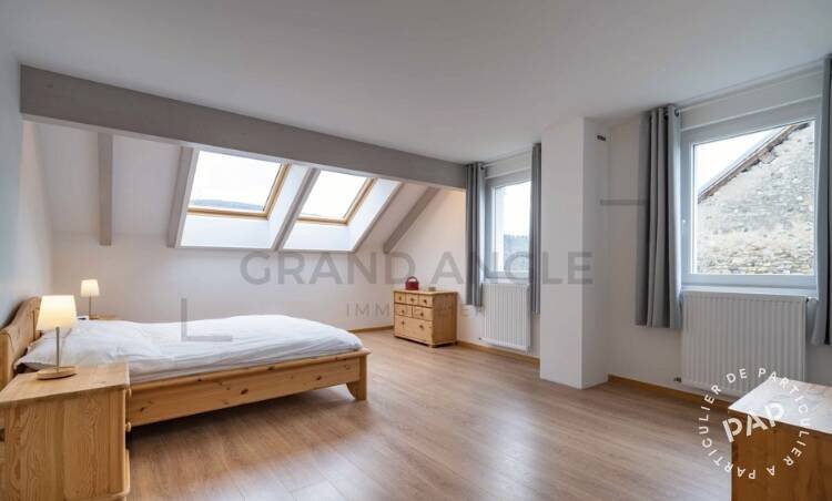 Maison à louer, 156m², Cernex