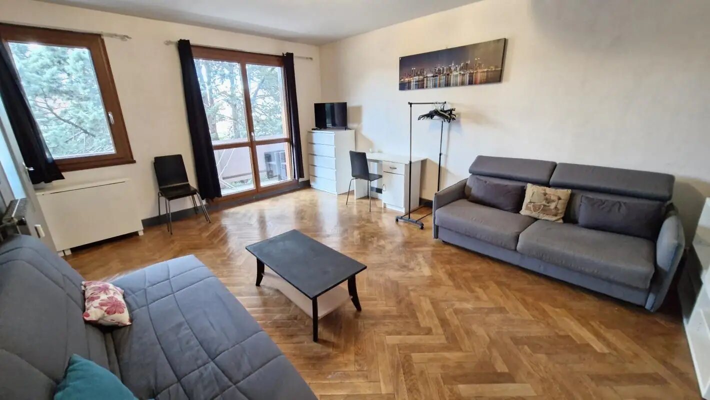 Appartement à louer, 33m², Bron