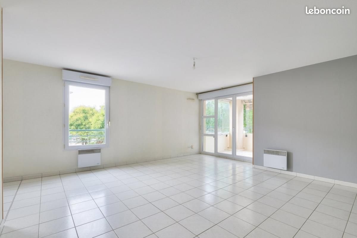 Appartement à louer, 72m², Pierre-Bénite