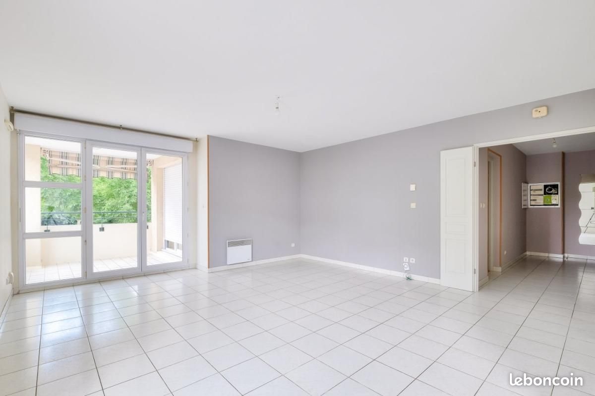 Appartement à louer, 72m², Pierre-Bénite