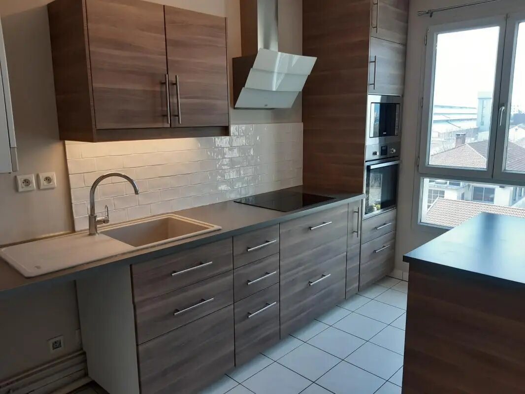 Appartement à louer, 64m², Lyon 8ème