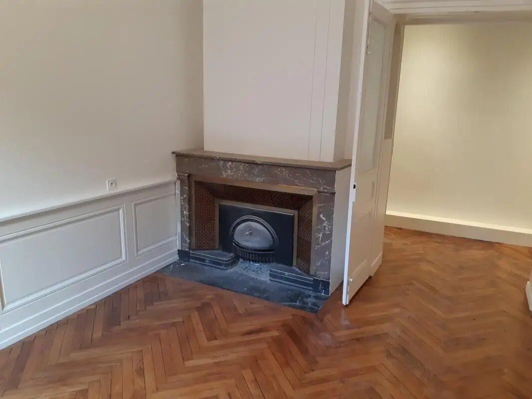 Appartement à louer, 81m², Lyon 1er