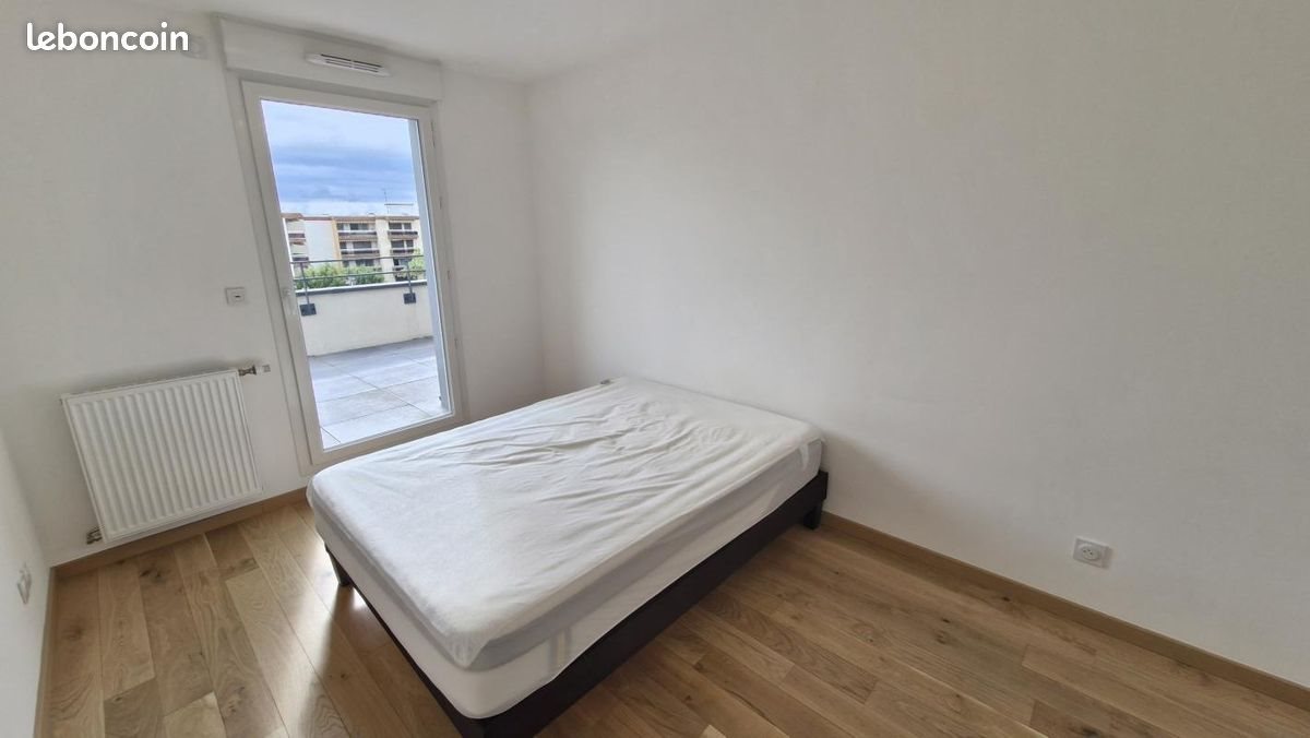 Appartement à louer, 64m², Bron
