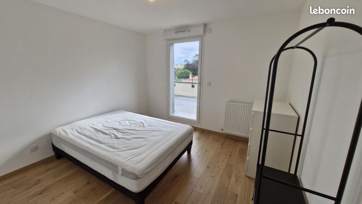 Appartement à louer, 64m², Bron