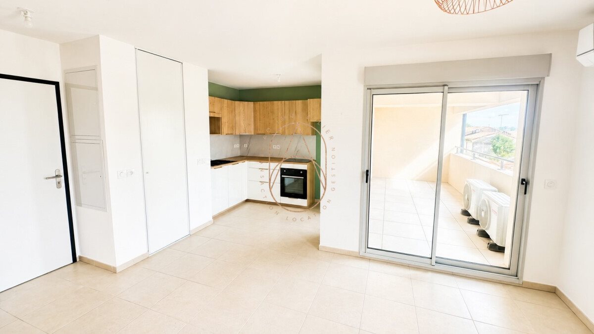 Appartement à louer, 42m², Marsillargues