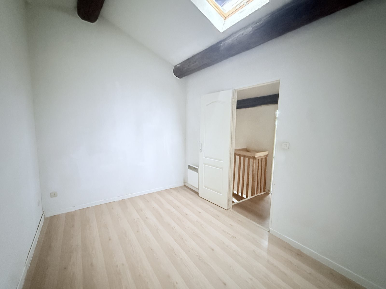 Appartement à louer, 52m², Mèze