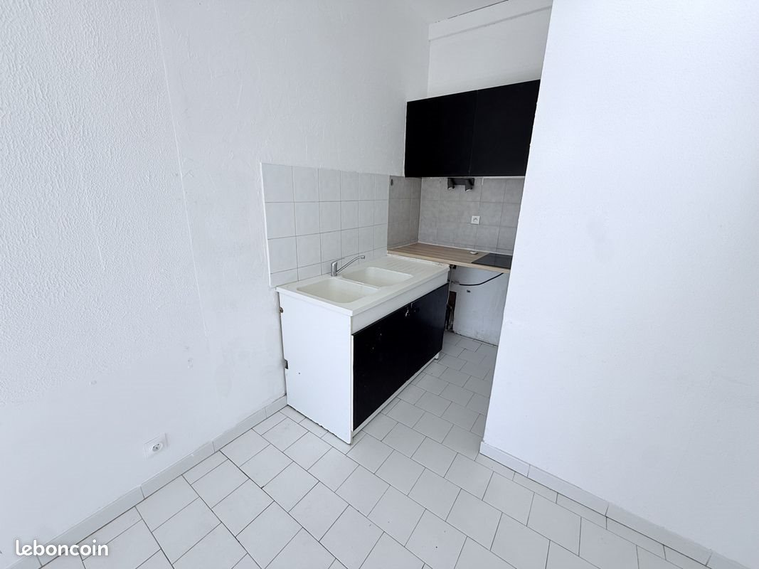 Appartement à louer, 26m², Frontignan