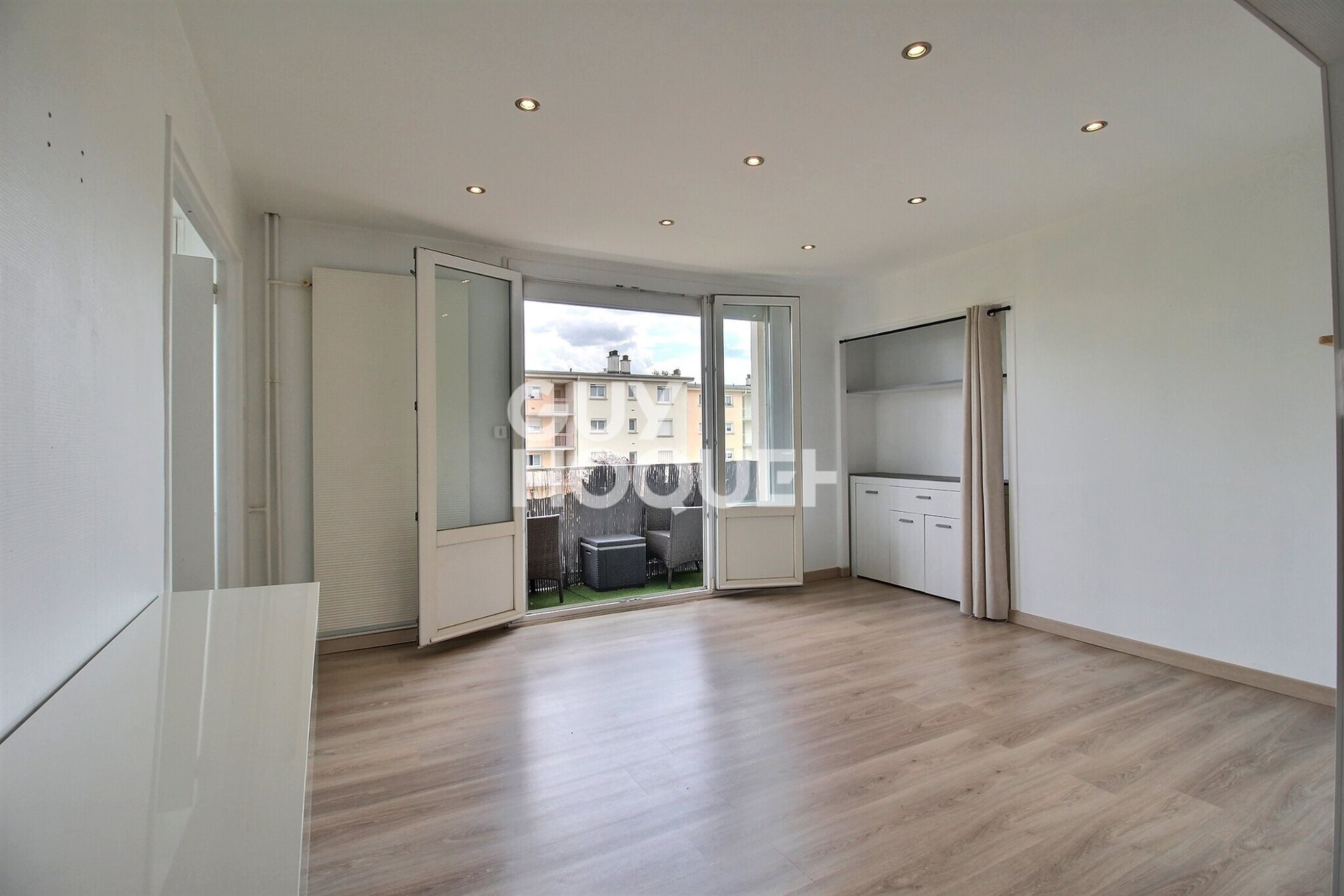 Appartement à louer, 54m², Saint-Max