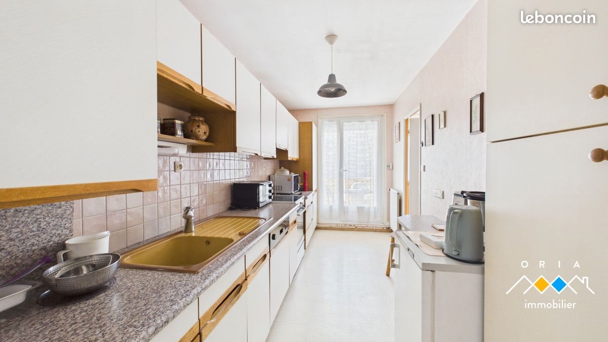 Appartement à vendre, 79m², Saint-Max