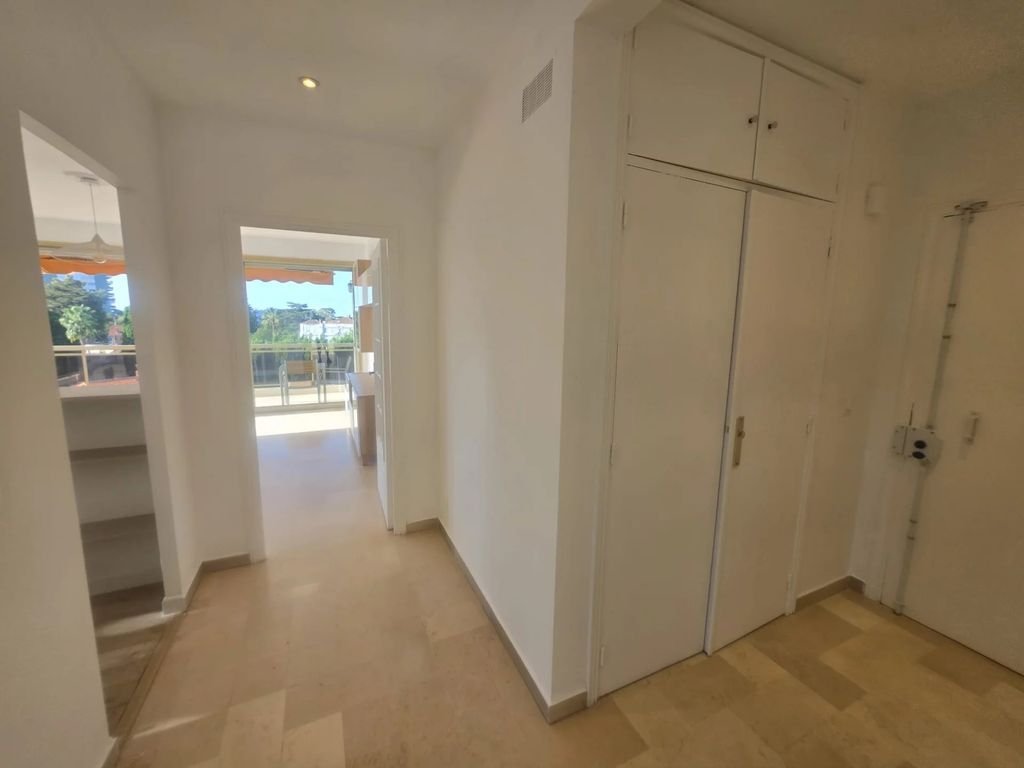 Appartement à louer, 67m², Cannes