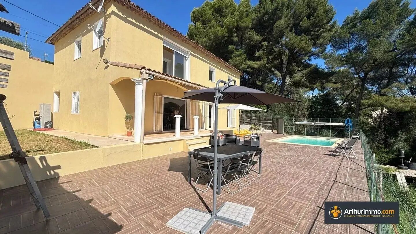 Maison à vendre, 162m², Cagnes-sur-Mer