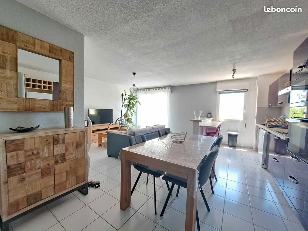 Appartement à louer, 63m², Nîmes