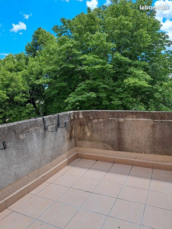 Appartement à louer, 36m², Nîmes