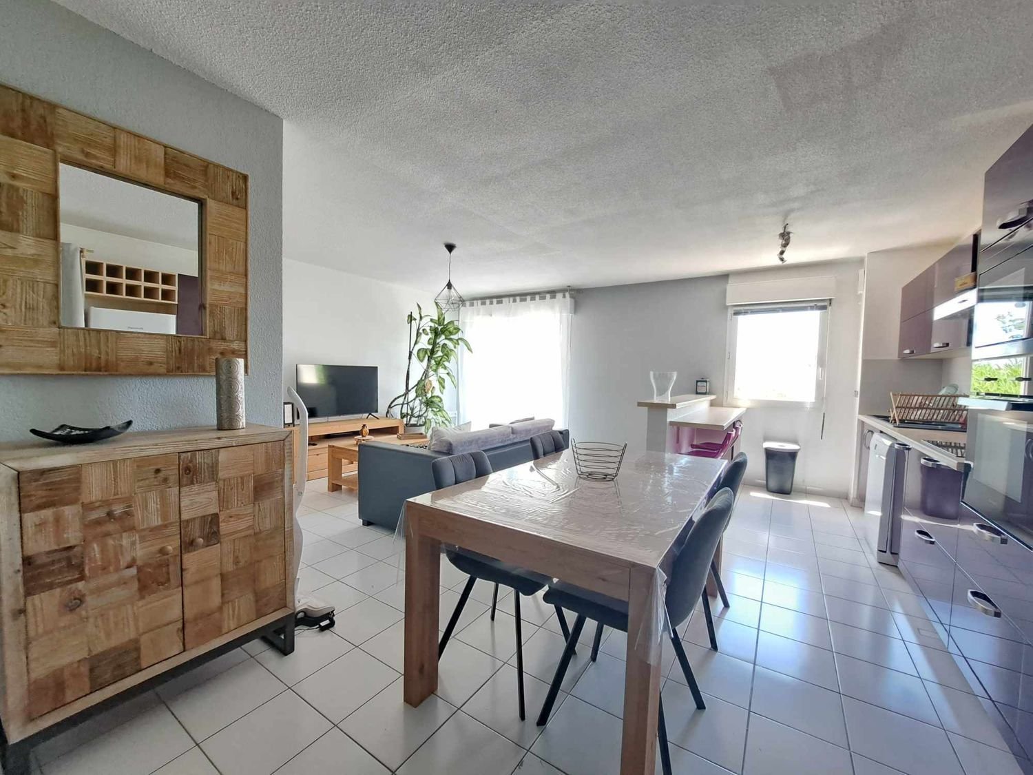 Appartement à louer, 62m², Nîmes