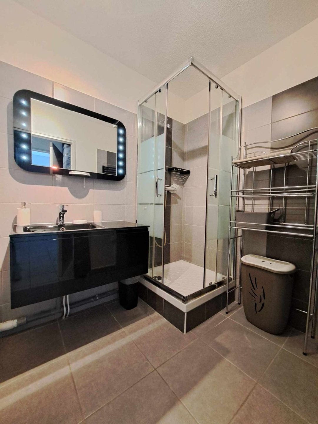 Appartement à louer, 62m², Nîmes