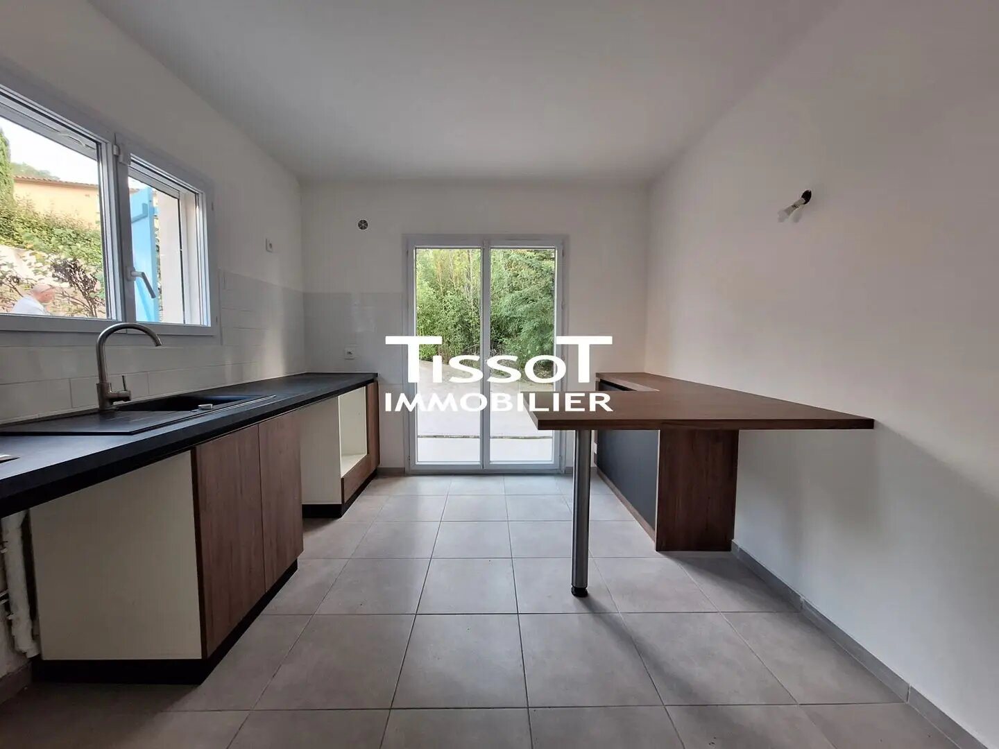 Appartement à louer, 93m², Nîmes