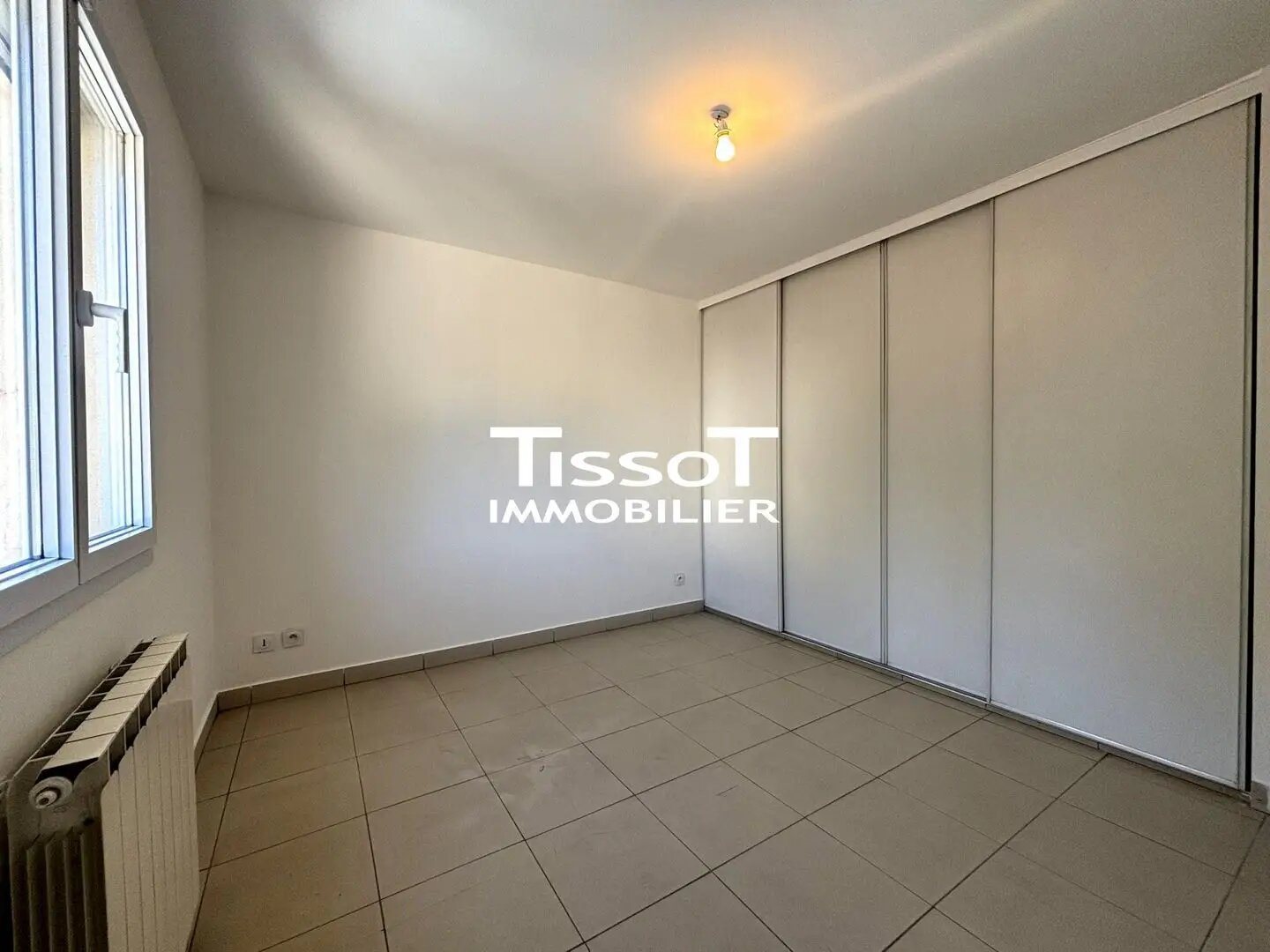 Appartement à louer, 93m², Nîmes
