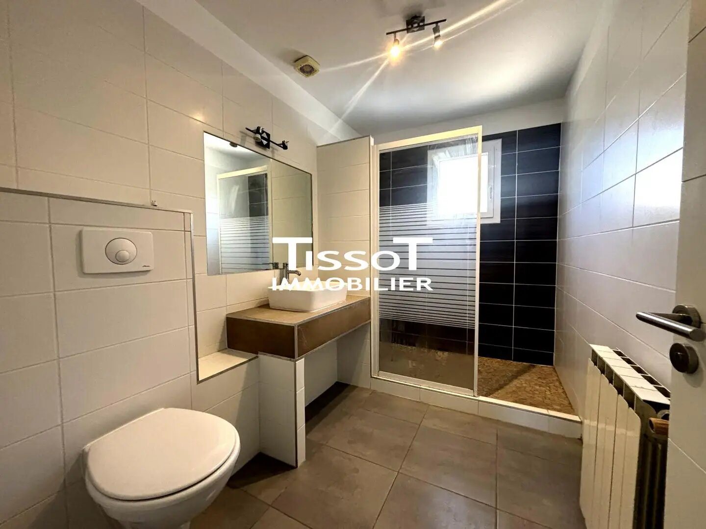 Appartement à louer, 93m², Nîmes