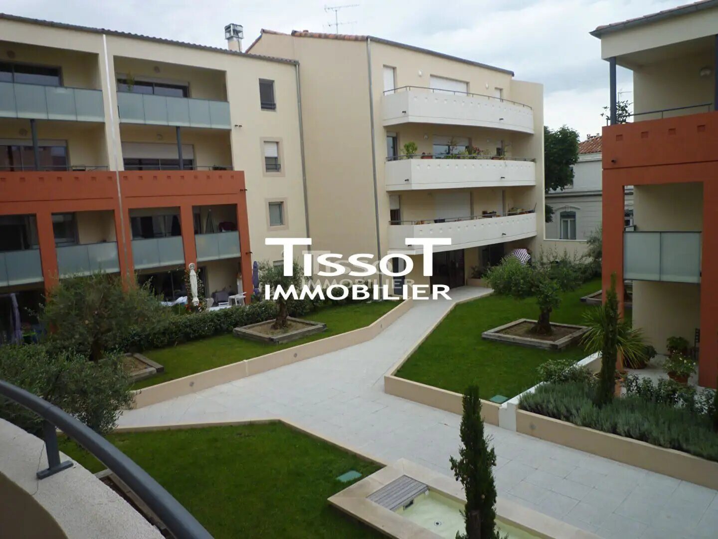 Appartement à louer, 42m², Nîmes