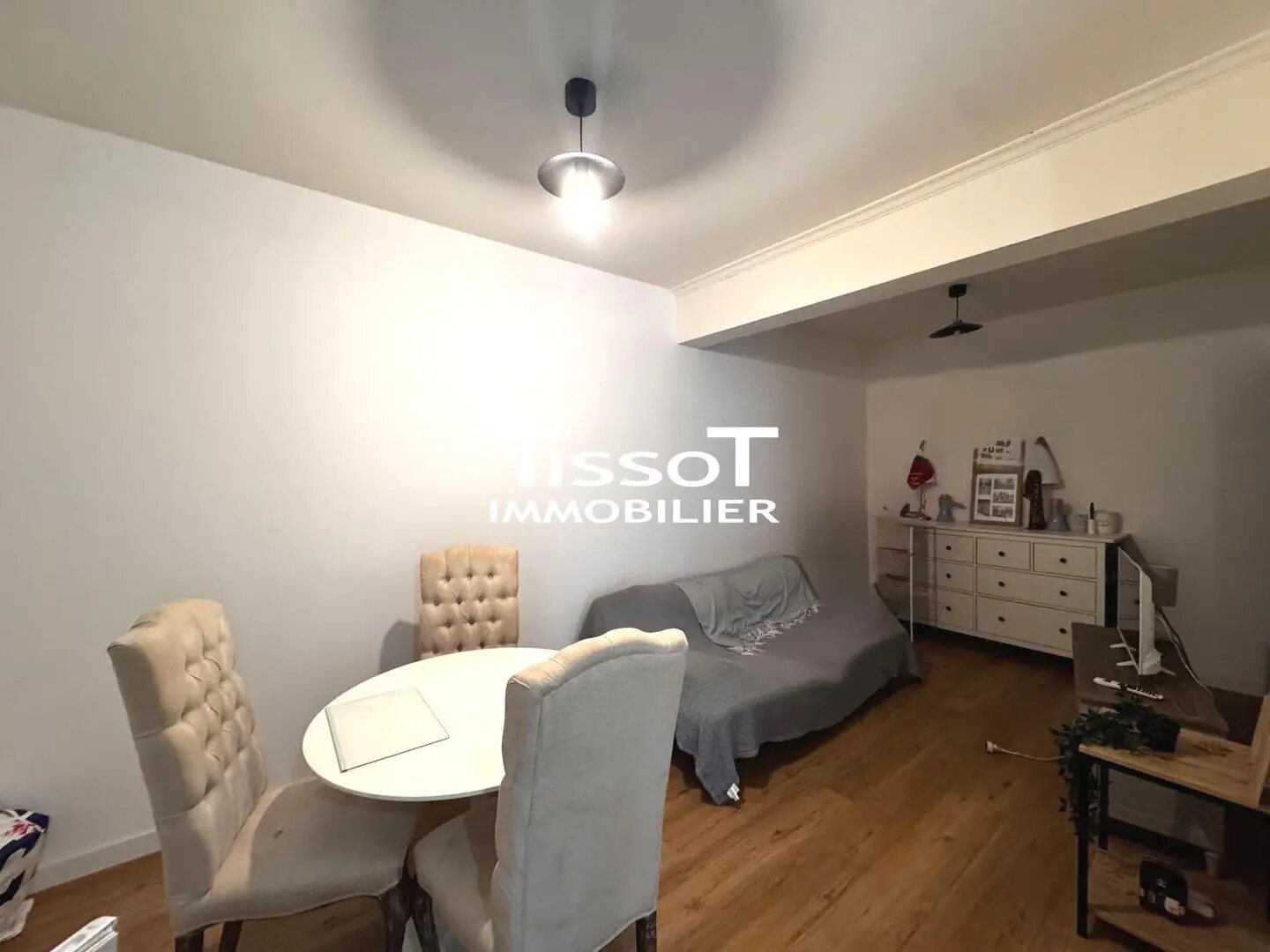 Appartement à louer, 32m², Nîmes