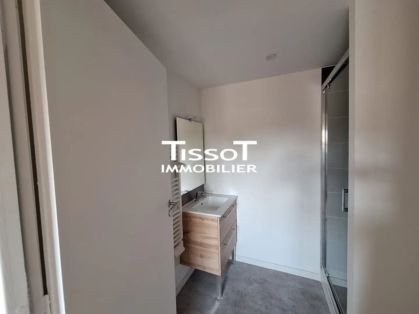 Appartement à louer, 32m², Uzès