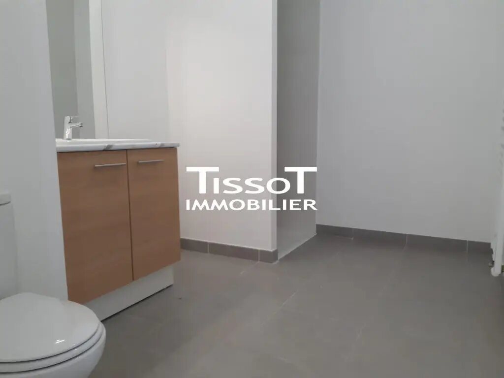 Appartement à louer, 40m², Nîmes