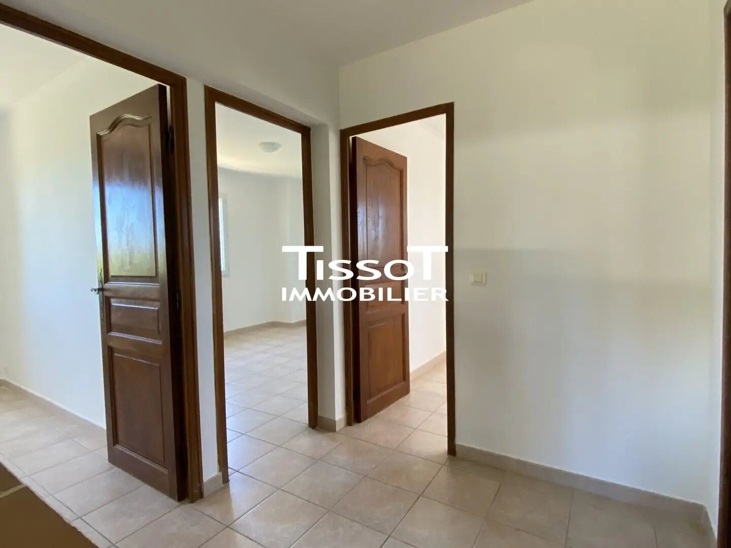 Maison à louer, 132m², Saint-Chaptes