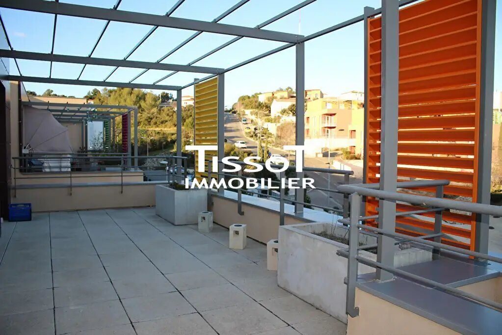 Appartement à louer, 61m², Nîmes
