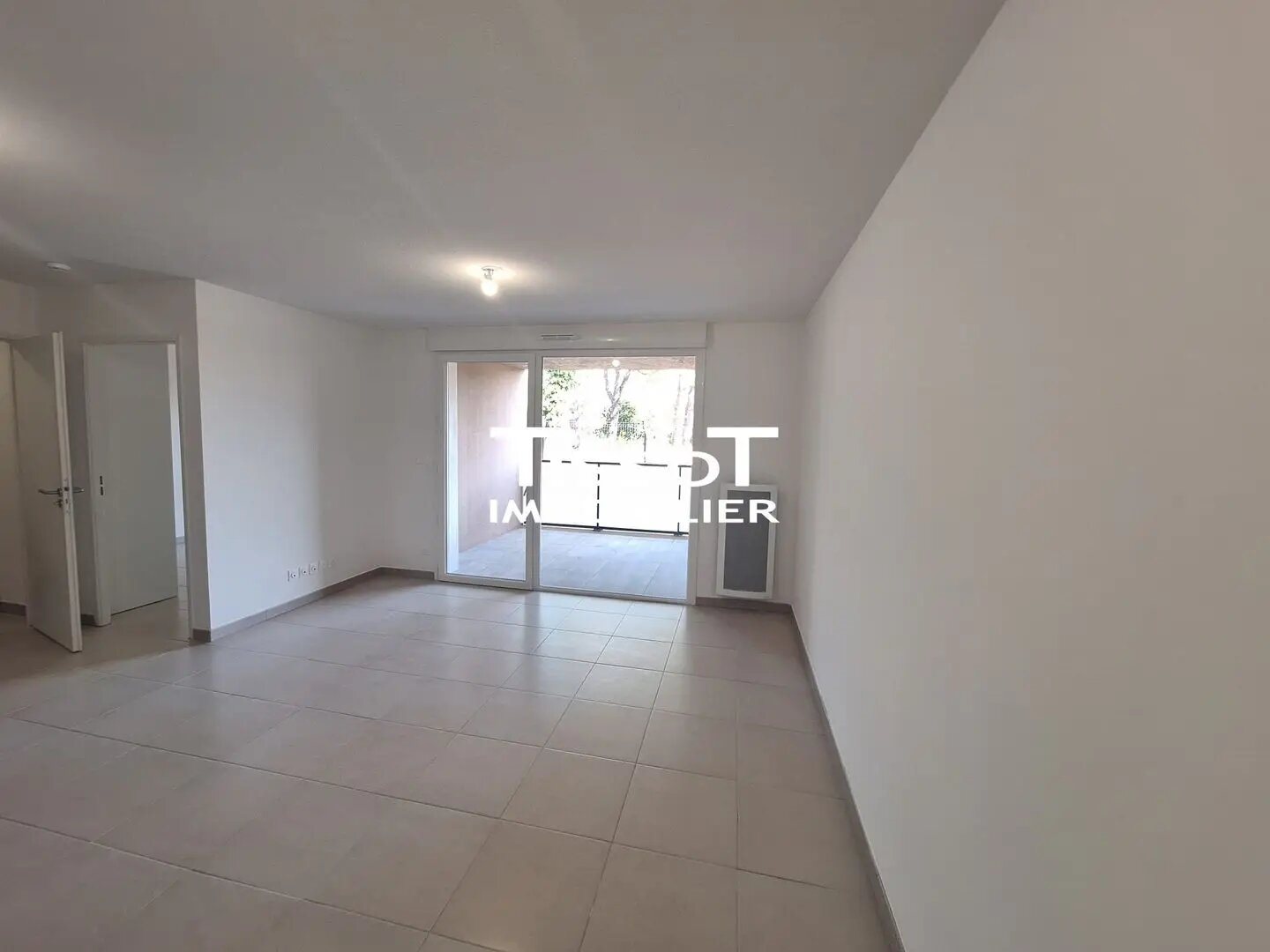 Appartement à louer, 43m², Garons