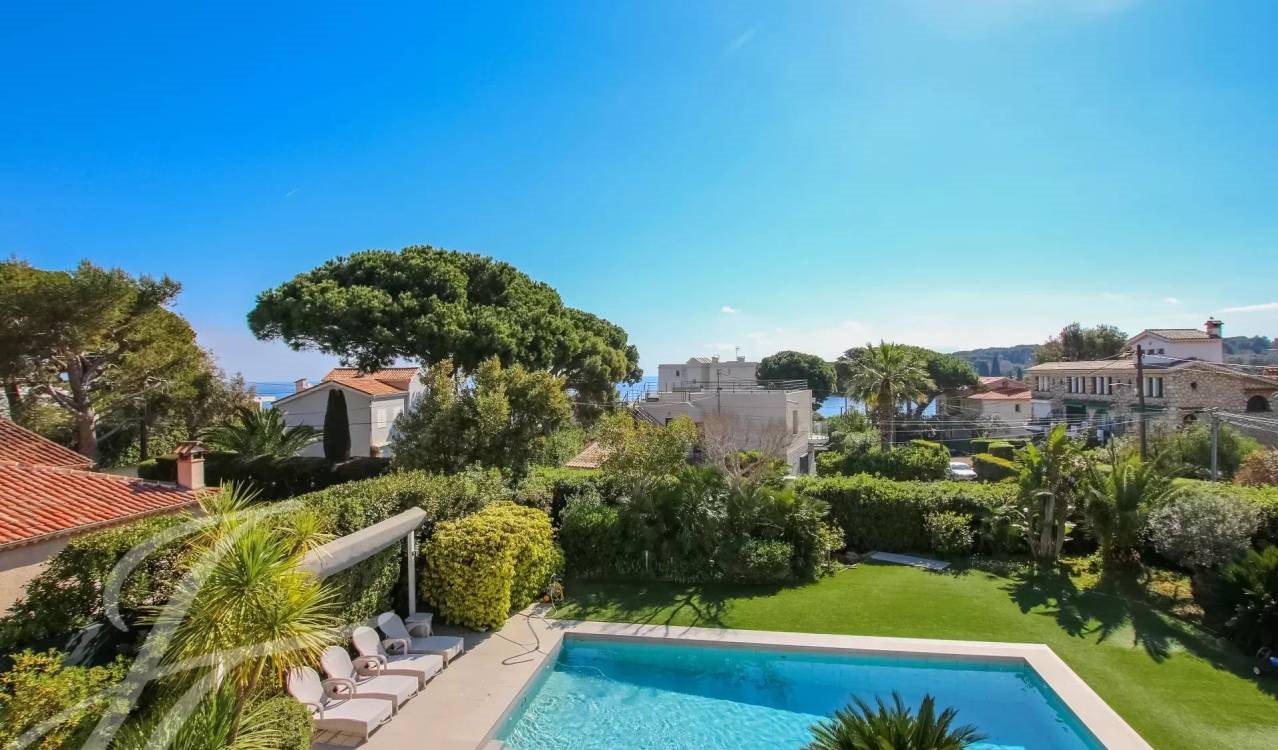 Maison à louer, 171m², Antibes