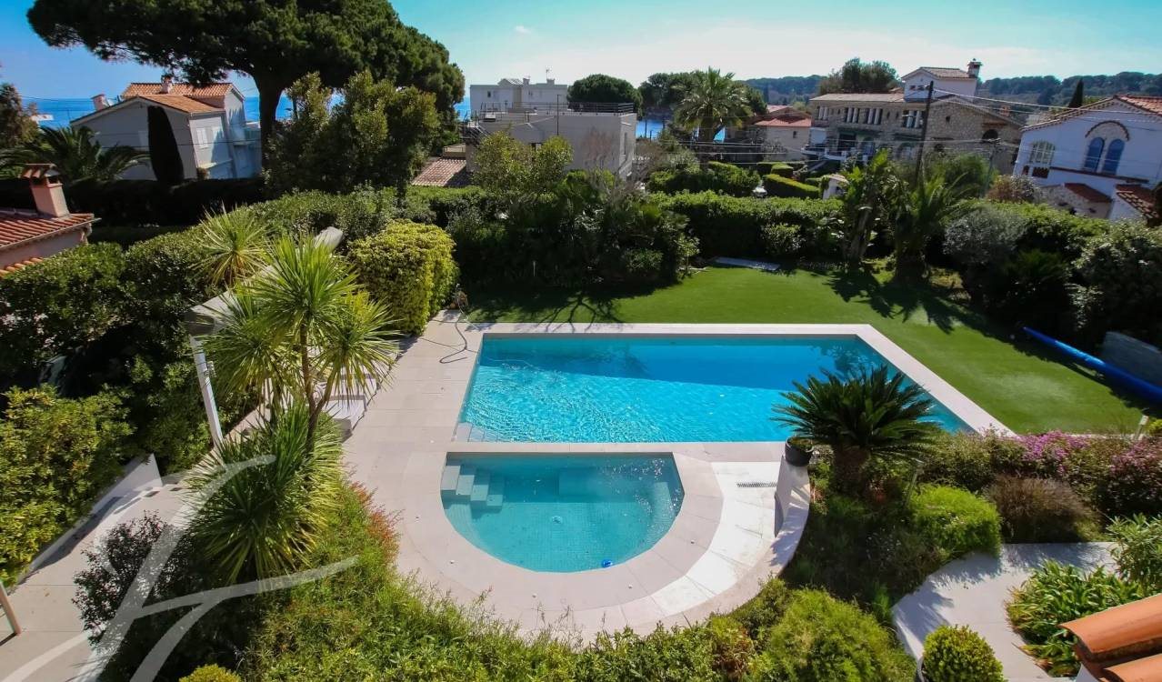 Maison à louer, 171m², Antibes