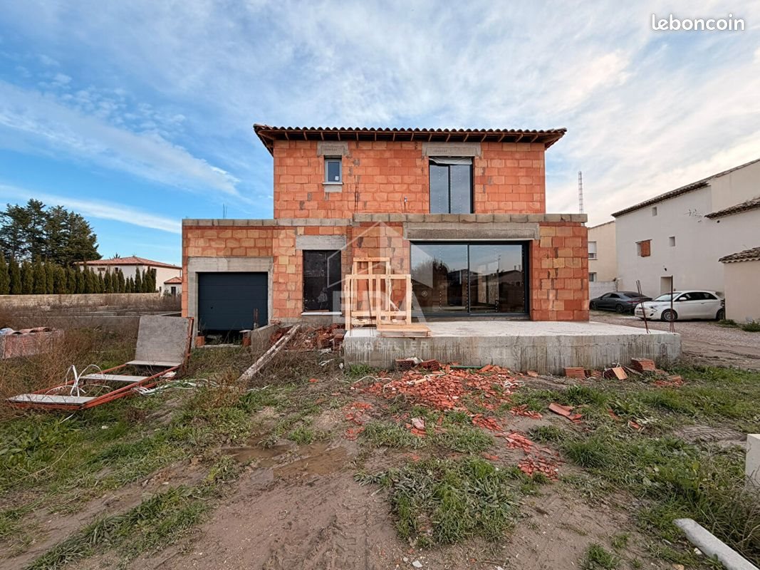 Maison à vendre, 121m², Althen-des-Paluds