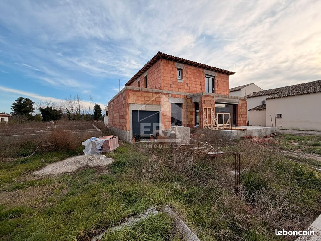 Maison à vendre, 121m², Althen-des-Paluds
