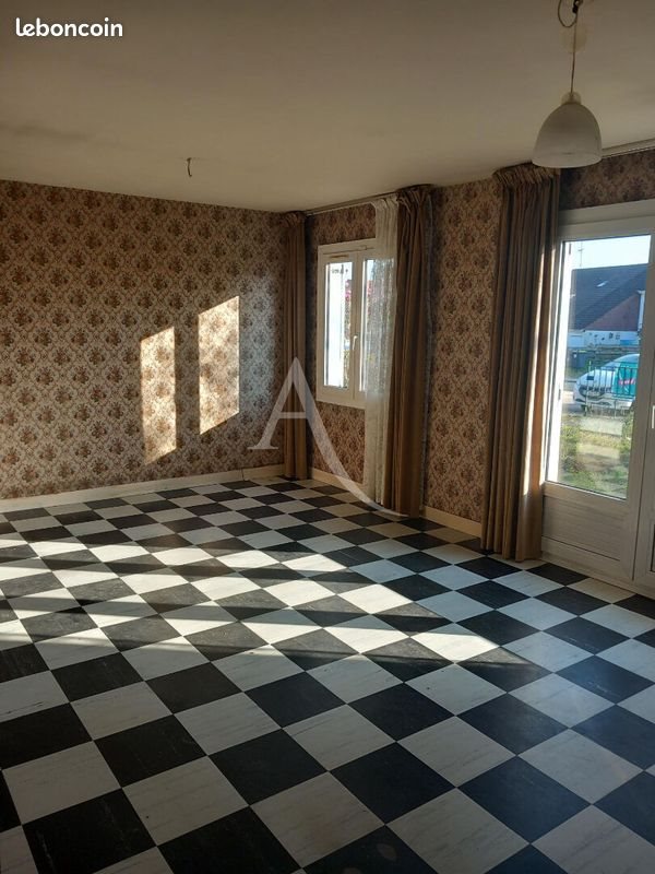 Maison à vendre, 67m², Saint-Denis-de-l'Hôtel