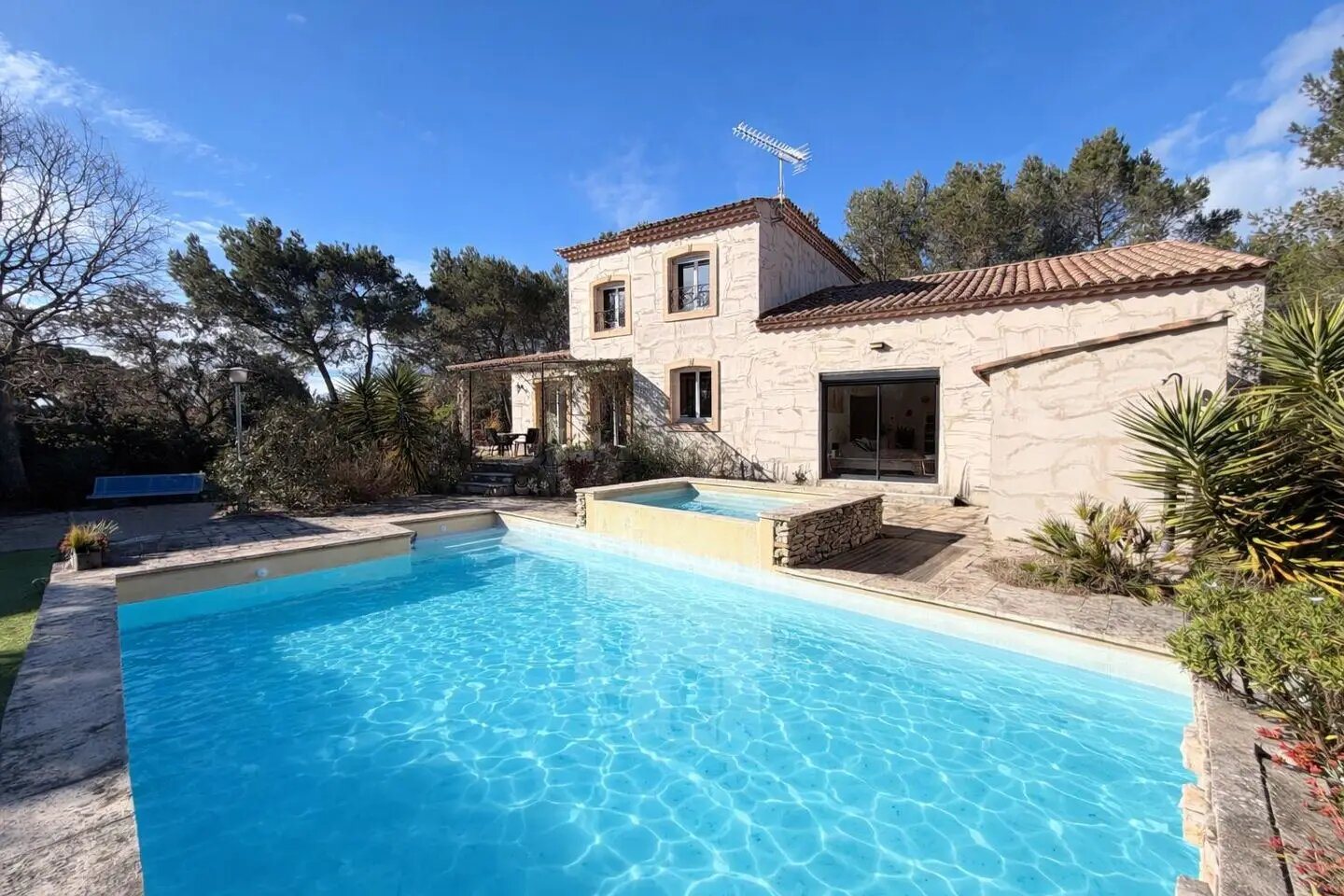 Maison à vendre, 182m², Nîmes