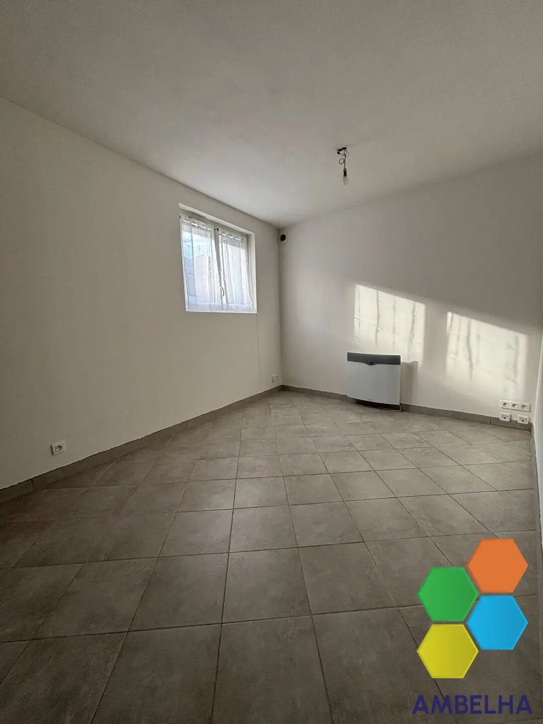 Appartement à louer, 46m², Saint-Ay
