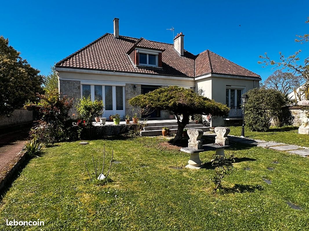 Maison à vendre, 200m², Pithiviers-le-Vieil