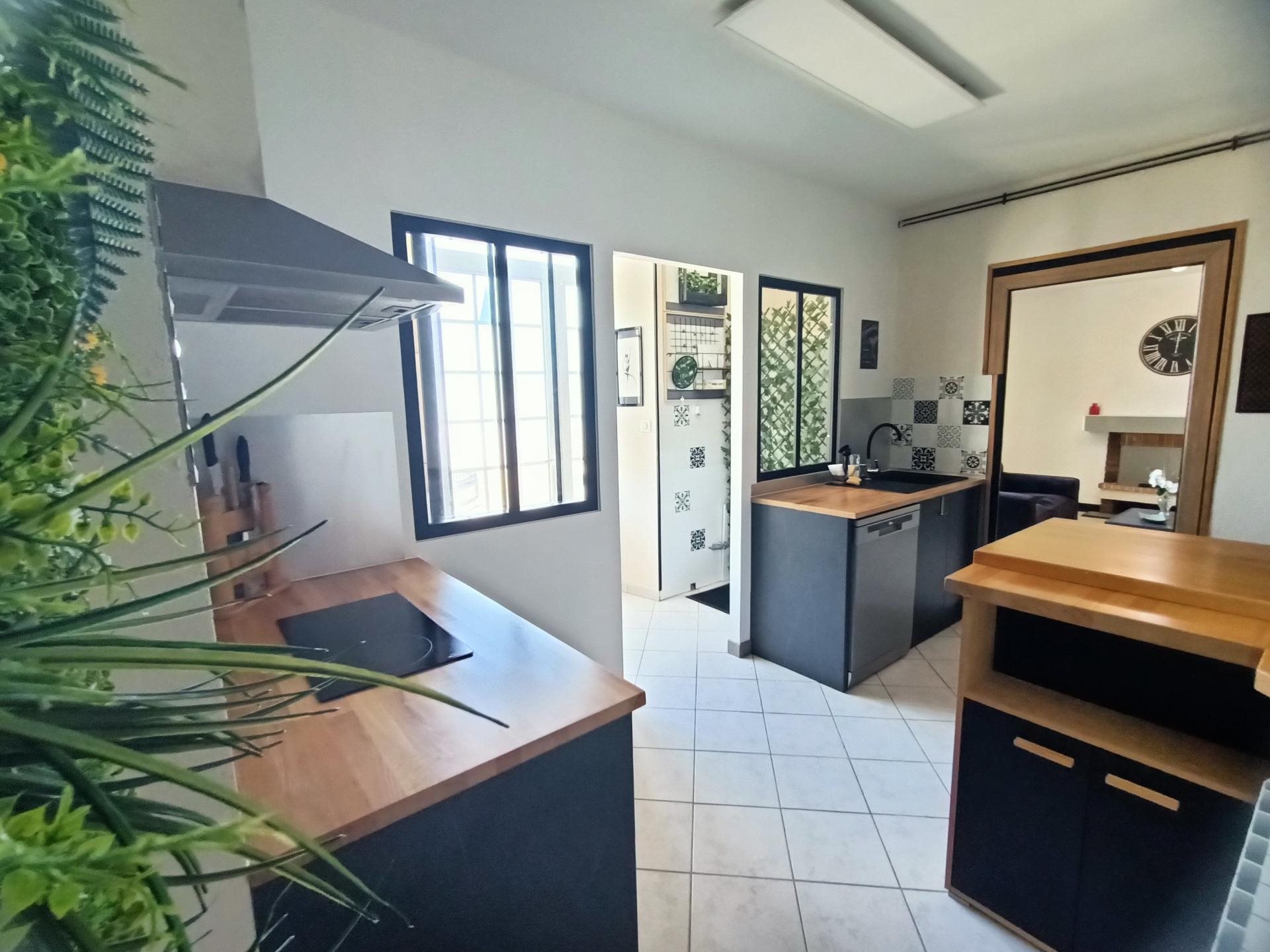 Maison à vendre, 68m², Fleuré