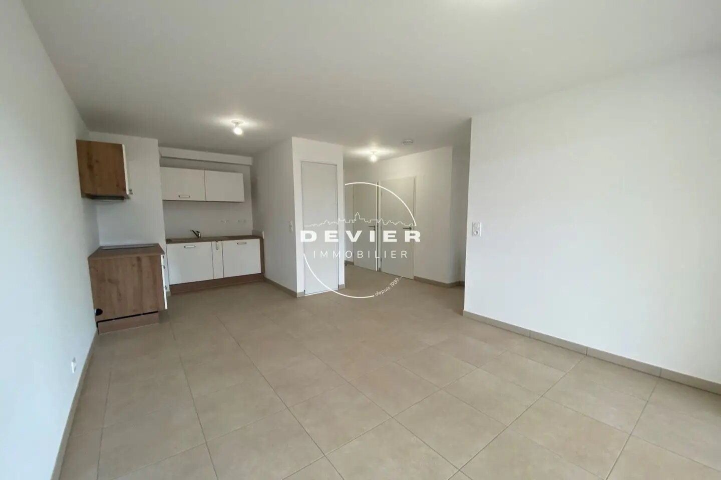 Appartement à louer, 42m², Nîmes