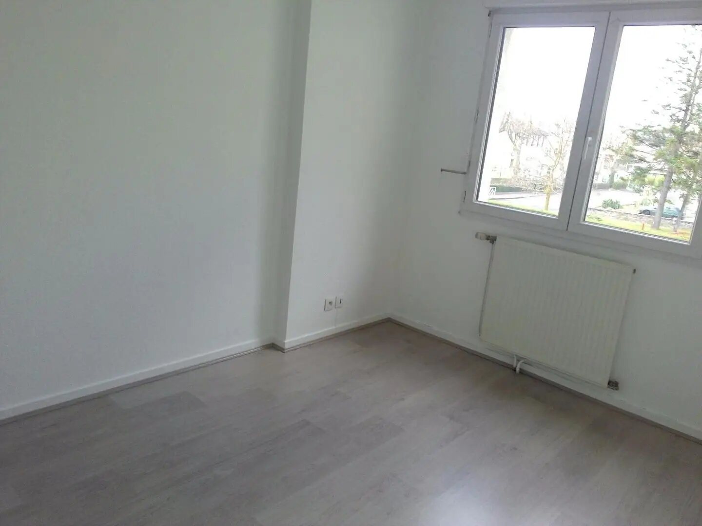 Appartement à louer, 77m², L'Etrat