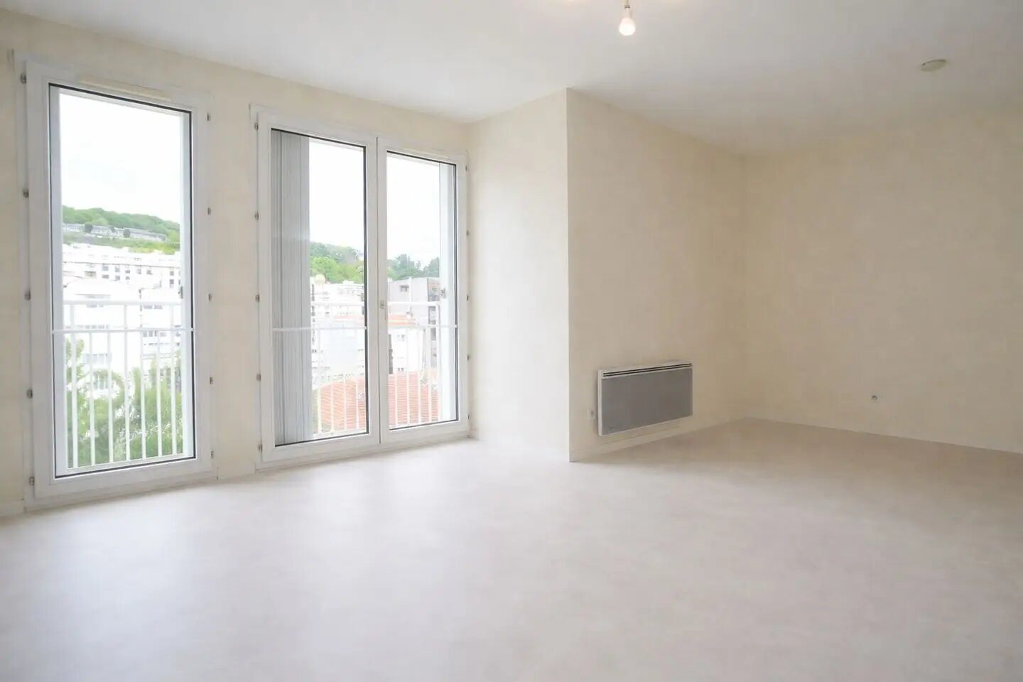 Appartement à louer, 32m², Saint-Etienne